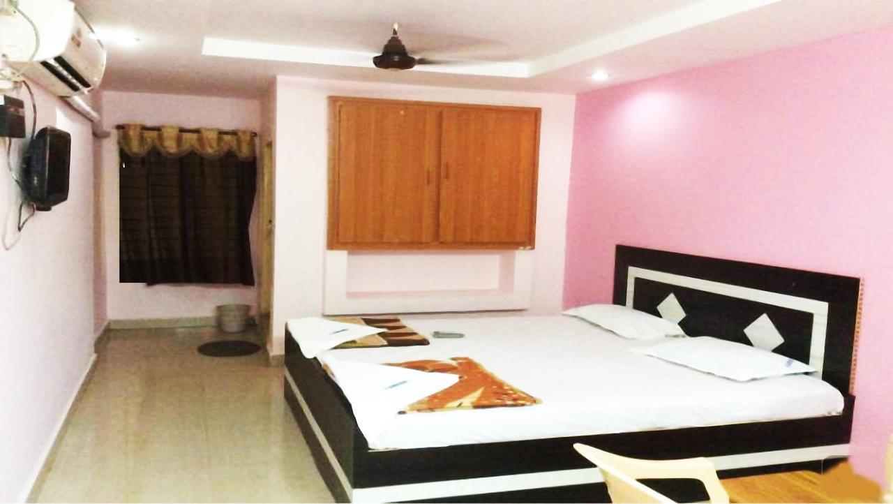 Hotel Upendra Residency Kadapa ภายนอก รูปภาพ